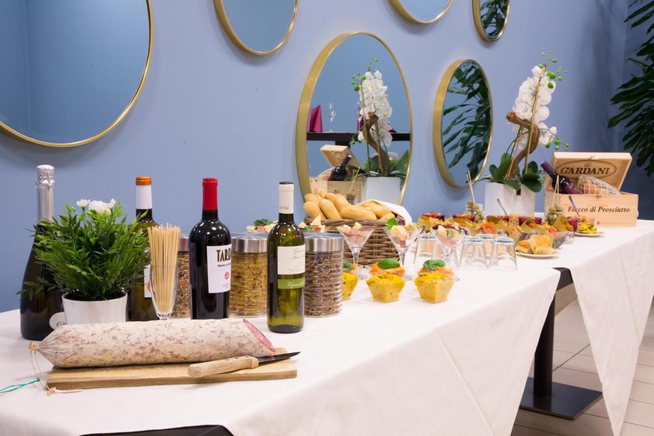 Holiday Inn Bologna - Fiera By Ihg Exterior foto